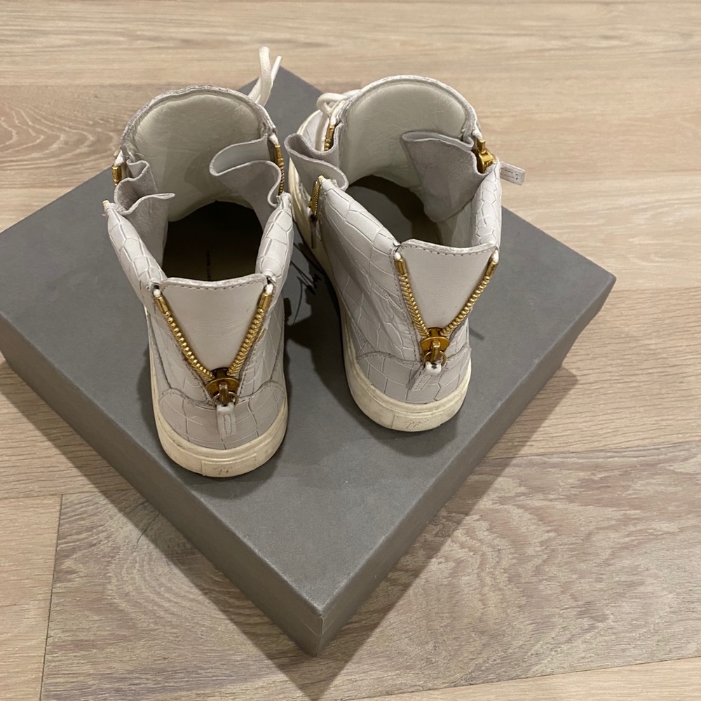 Giuseppe Zanotti Nicki Women’s High-top Sneaker - Picture 3 of 9